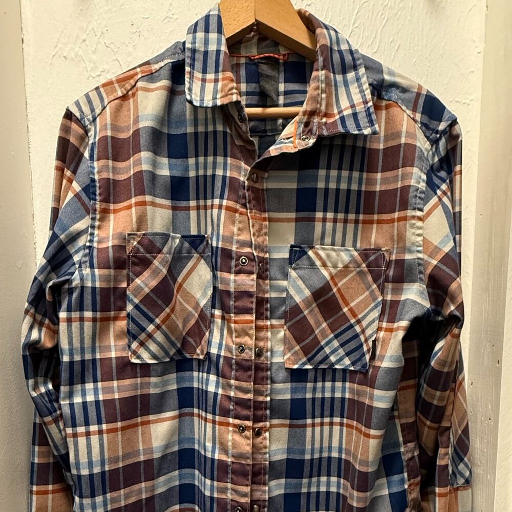 Men's FOX Long Sleeve Snap Shirt Size M